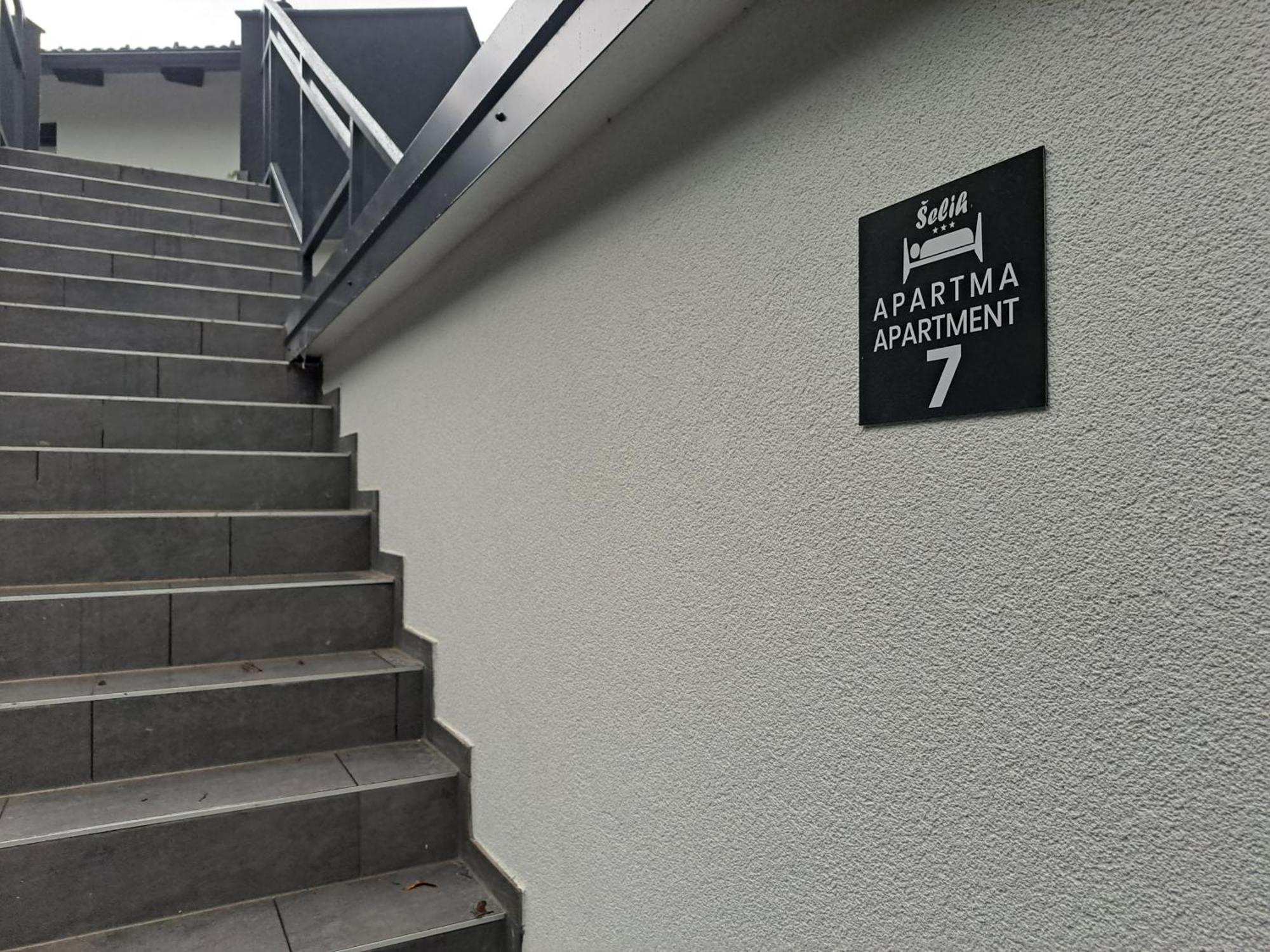 Apartment Selih มาริบอร์ ภายนอก รูปภาพ